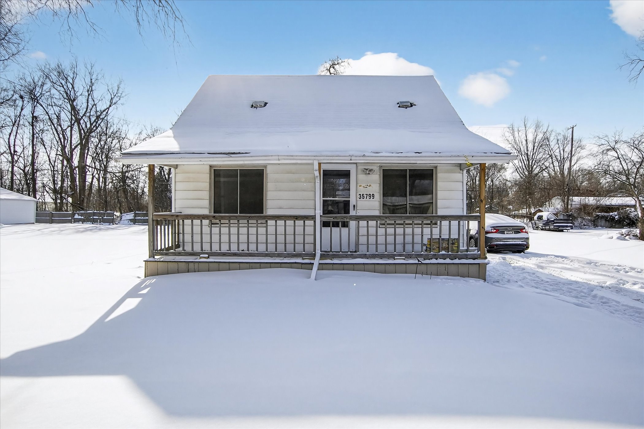 03-35799-Park-Pl-Romulus-MI-48174-WindowStill