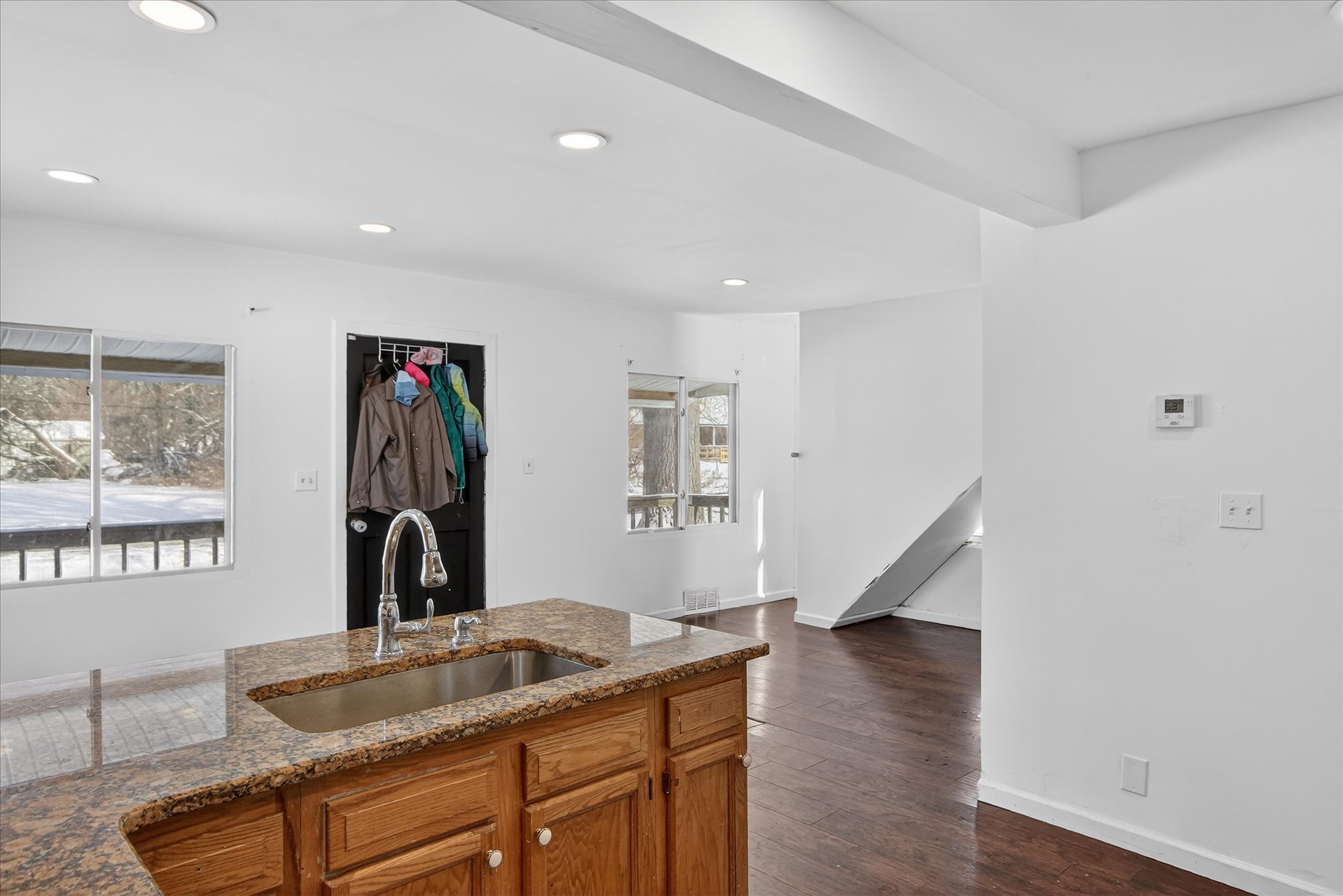 18-35799-Park-Pl-Romulus-MI-48174-WindowStill