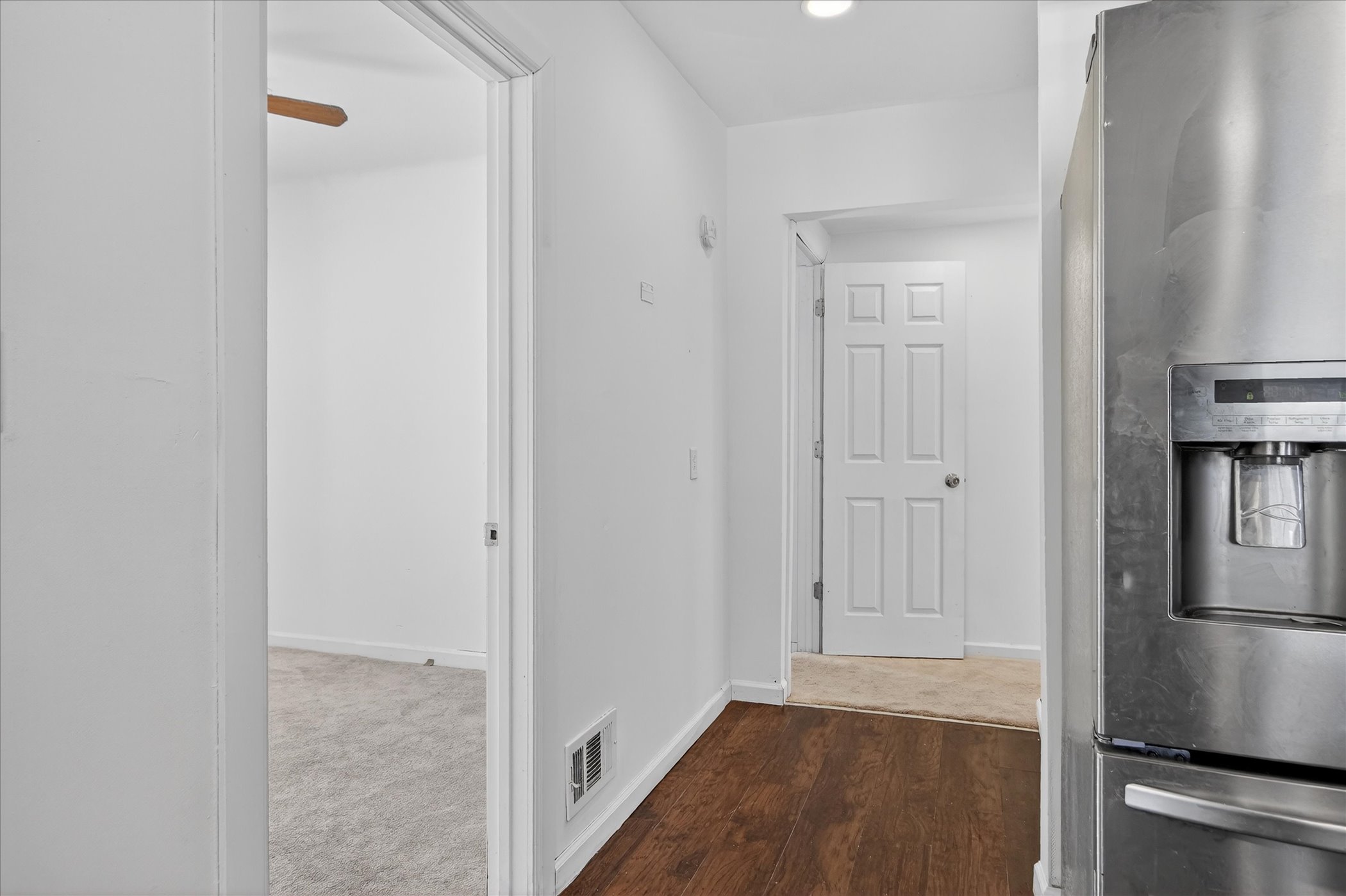 20-35799-Park-Pl-Romulus-MI-48174-WindowStill