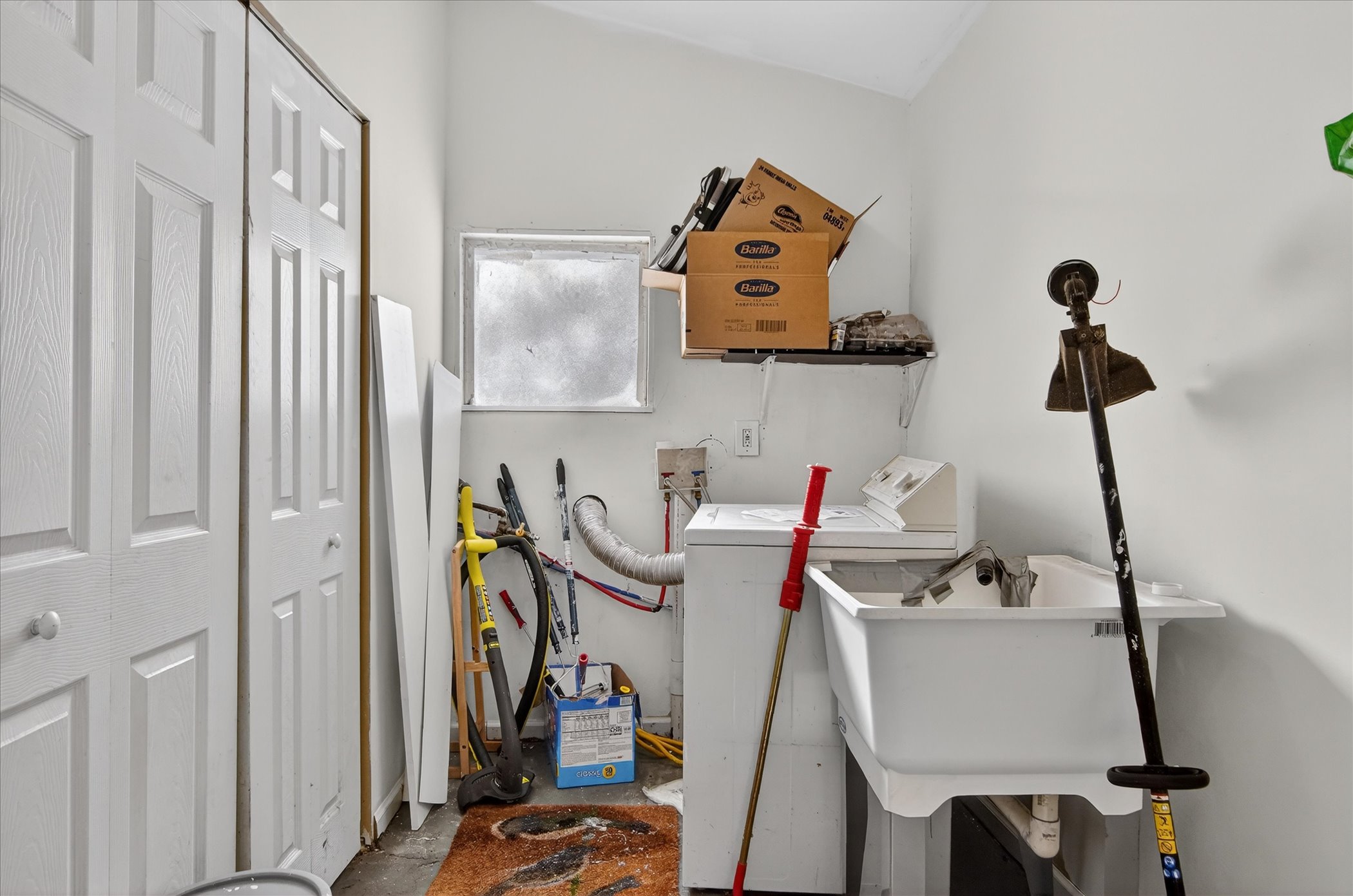 25-35799-Park-Pl-Romulus-MI-48174-WindowStill