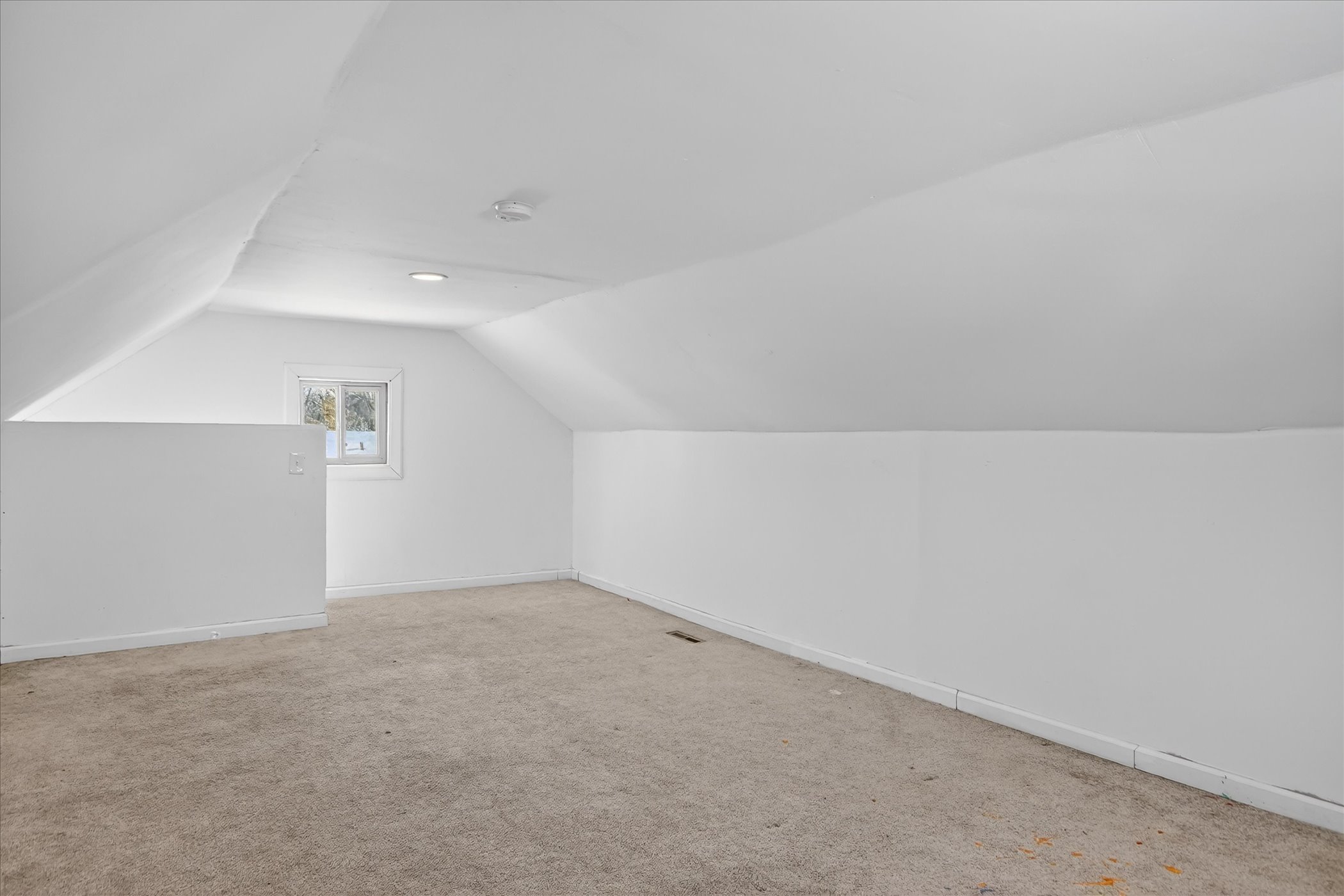 31-35799-Park-Pl-Romulus-MI-48174-WindowStill