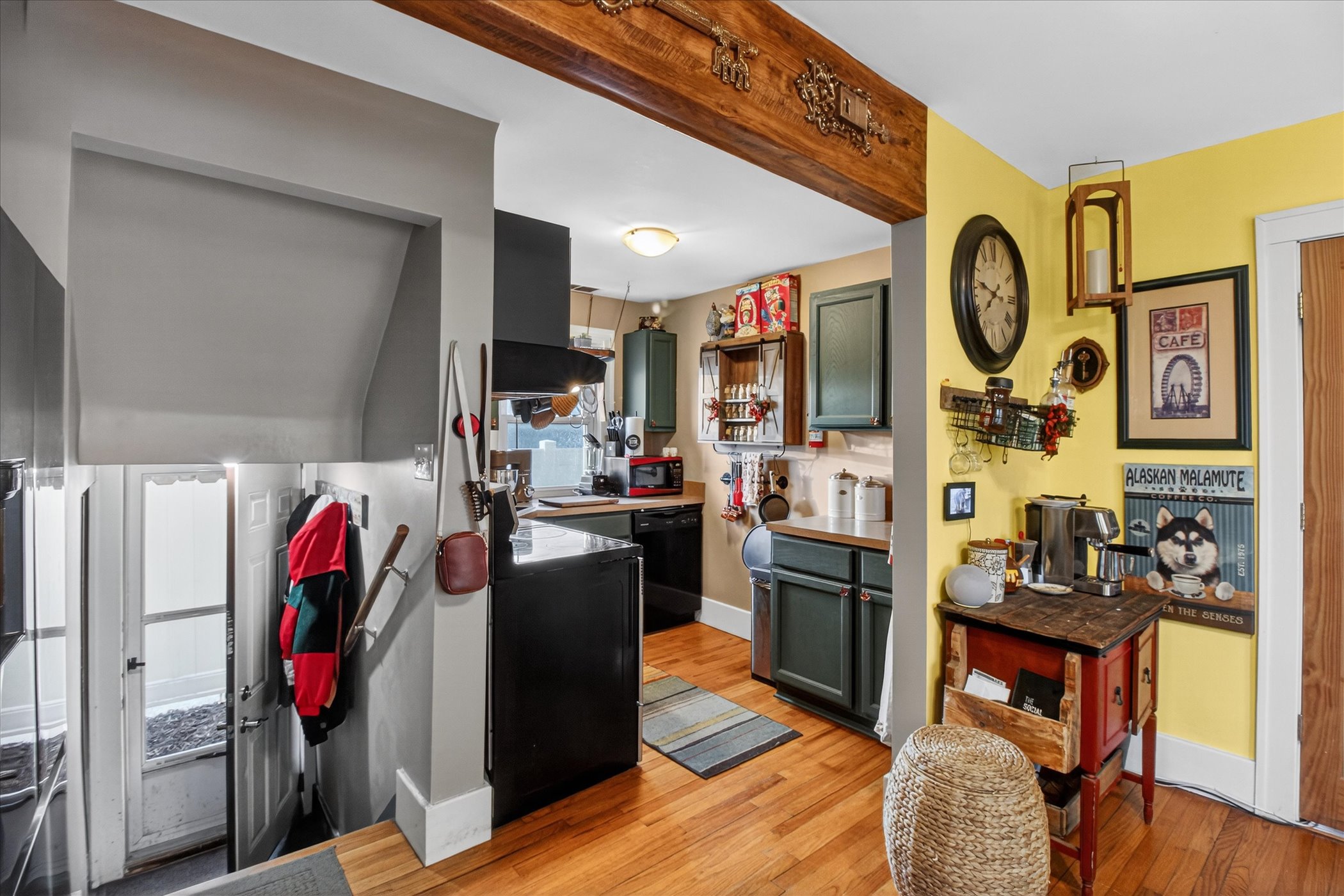 16-1214-Lincoln-Ave-Lincoln-Park-MI-48146-WindowStill