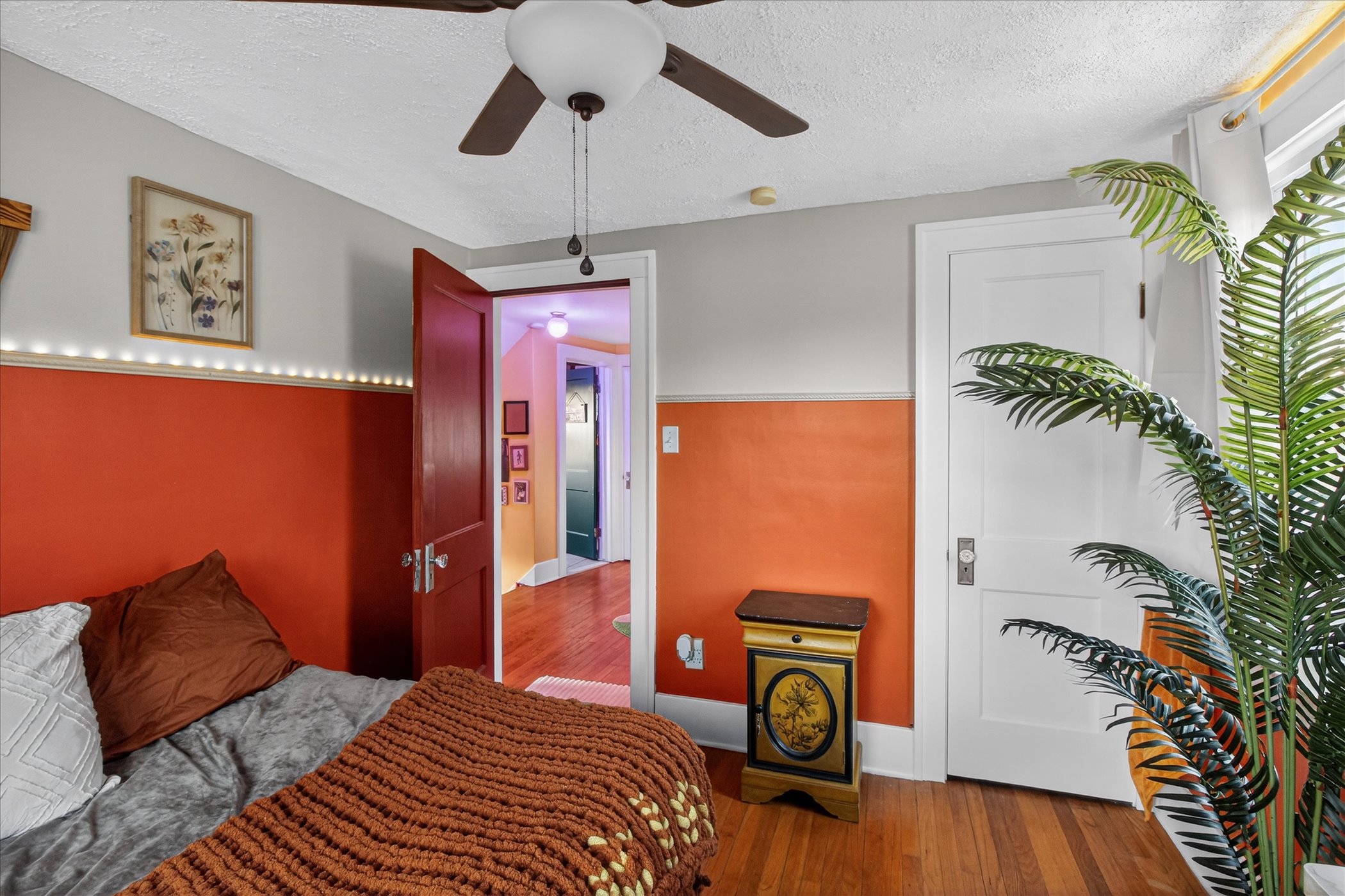 21-1214-Lincoln-Ave-Lincoln-Park-MI-48146-WindowStill