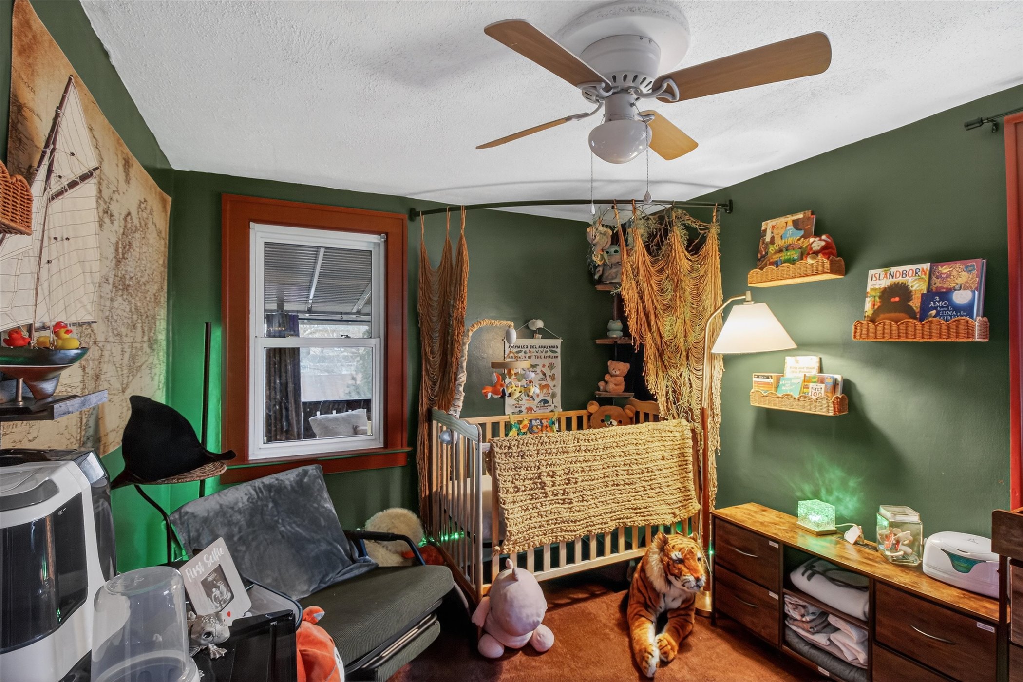 27-1214-Lincoln-Ave-Lincoln-Park-MI-48146-WindowStill