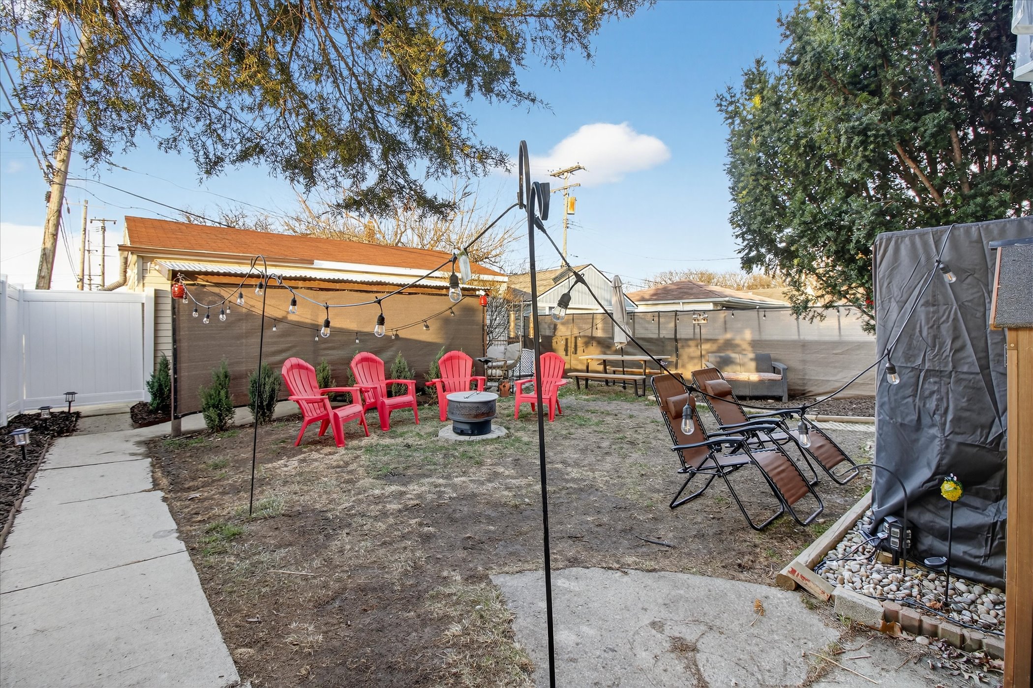 42-1214-Lincoln-Ave-Lincoln-Park-MI-48146-WindowStill