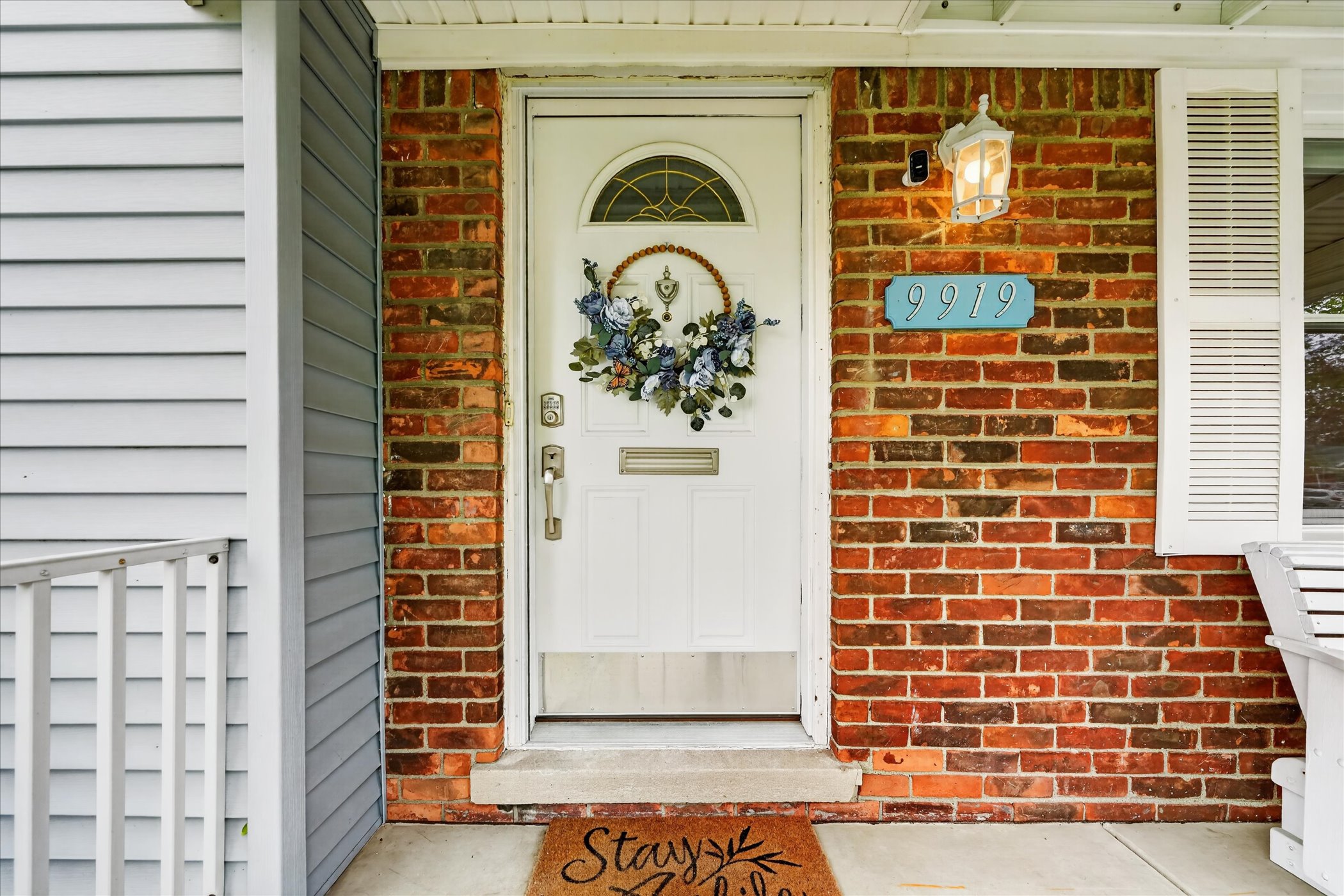 06-9919-Brookfield-St-Livonia-MI-48150-WindowStill