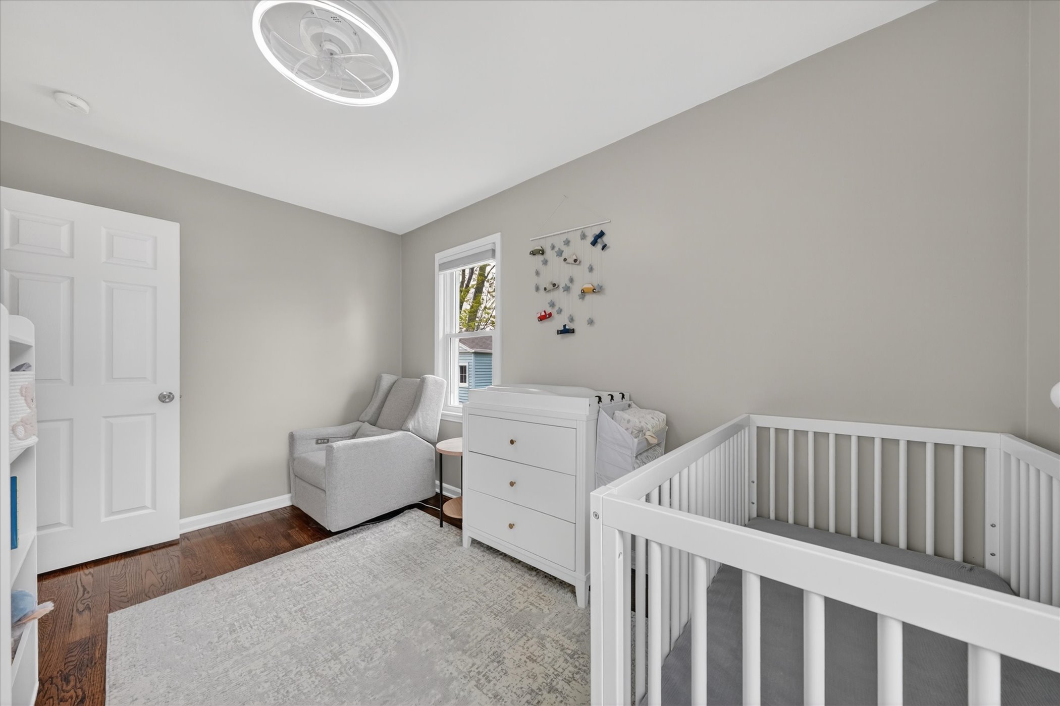 26-9919-Brookfield-St-Livonia-MI-48150-WindowStill