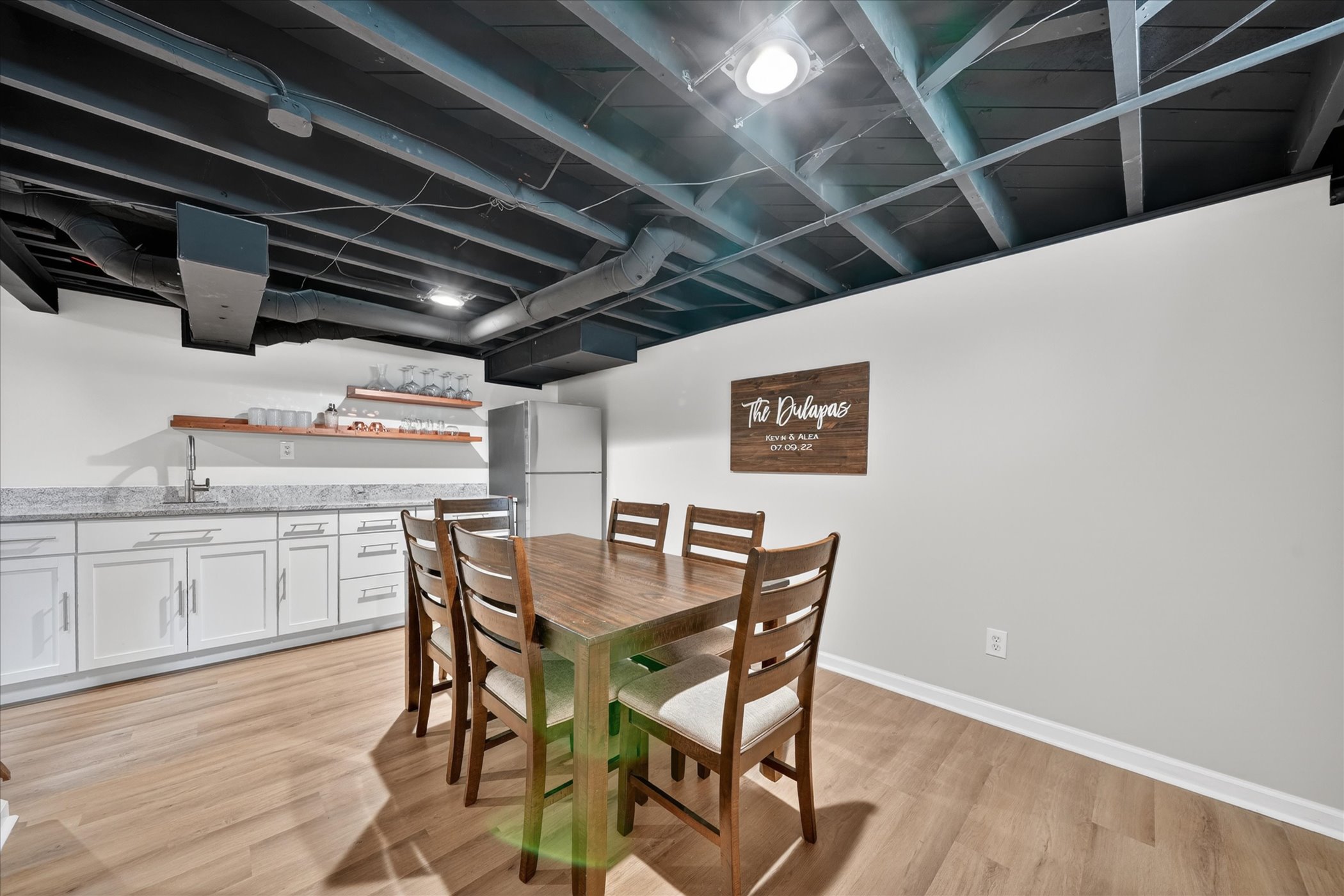 29-9919-Brookfield-St-Livonia-MI-48150-WindowStill