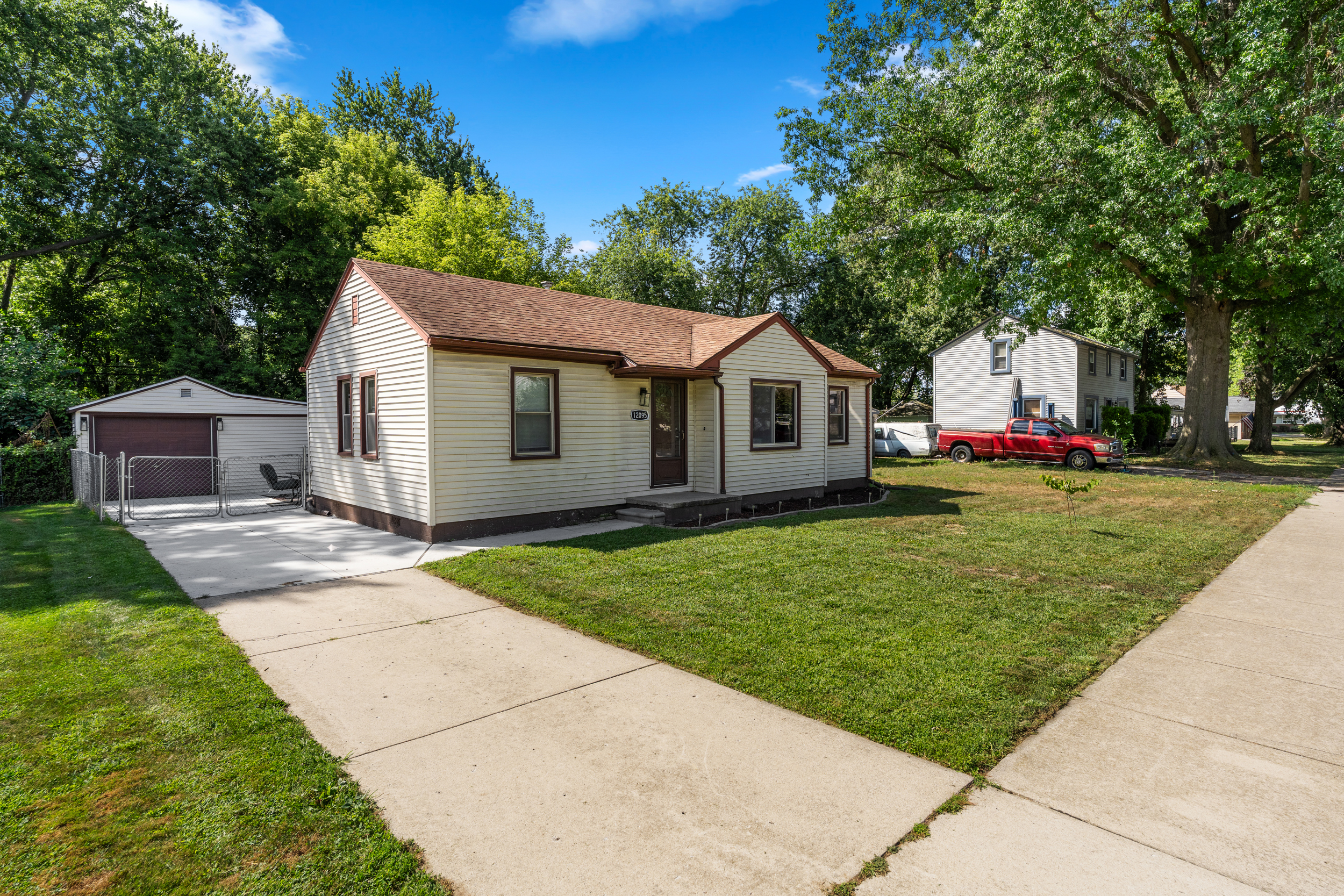 12095 kinloch st_004