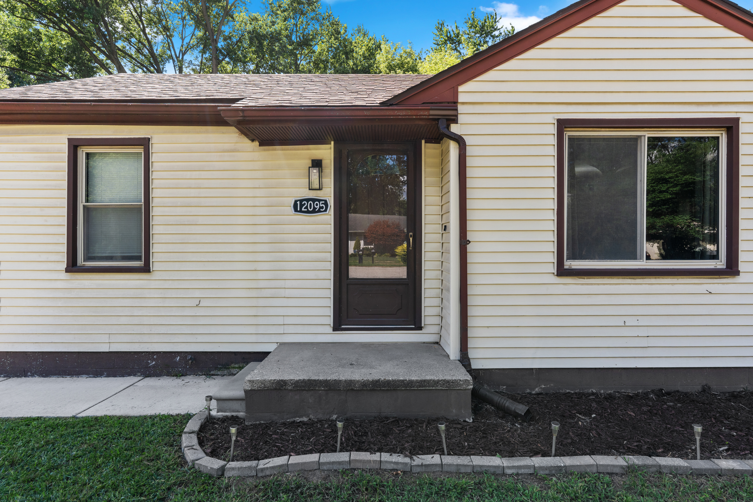 12095 kinloch st_005