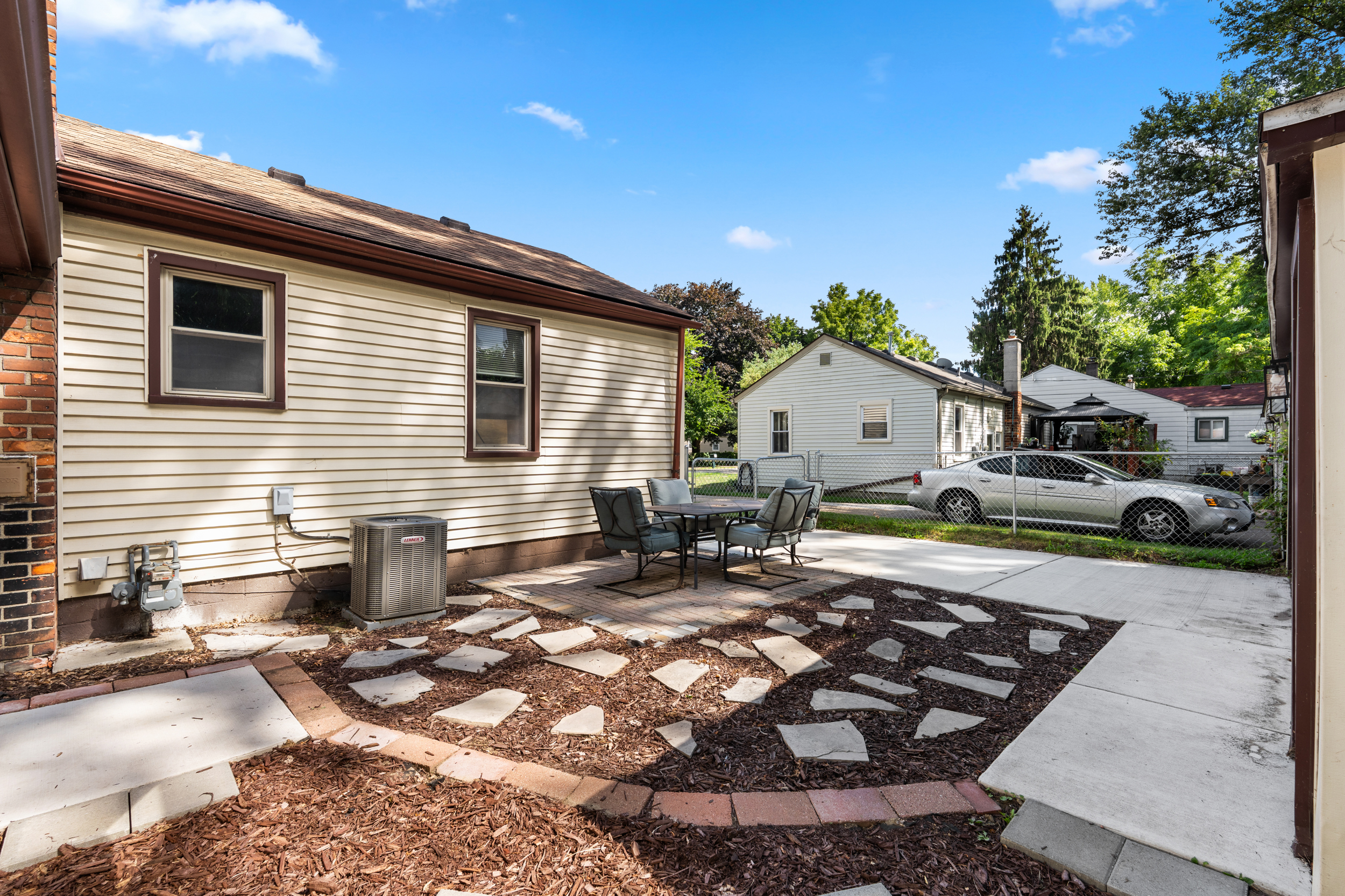 12095 kinloch st_033