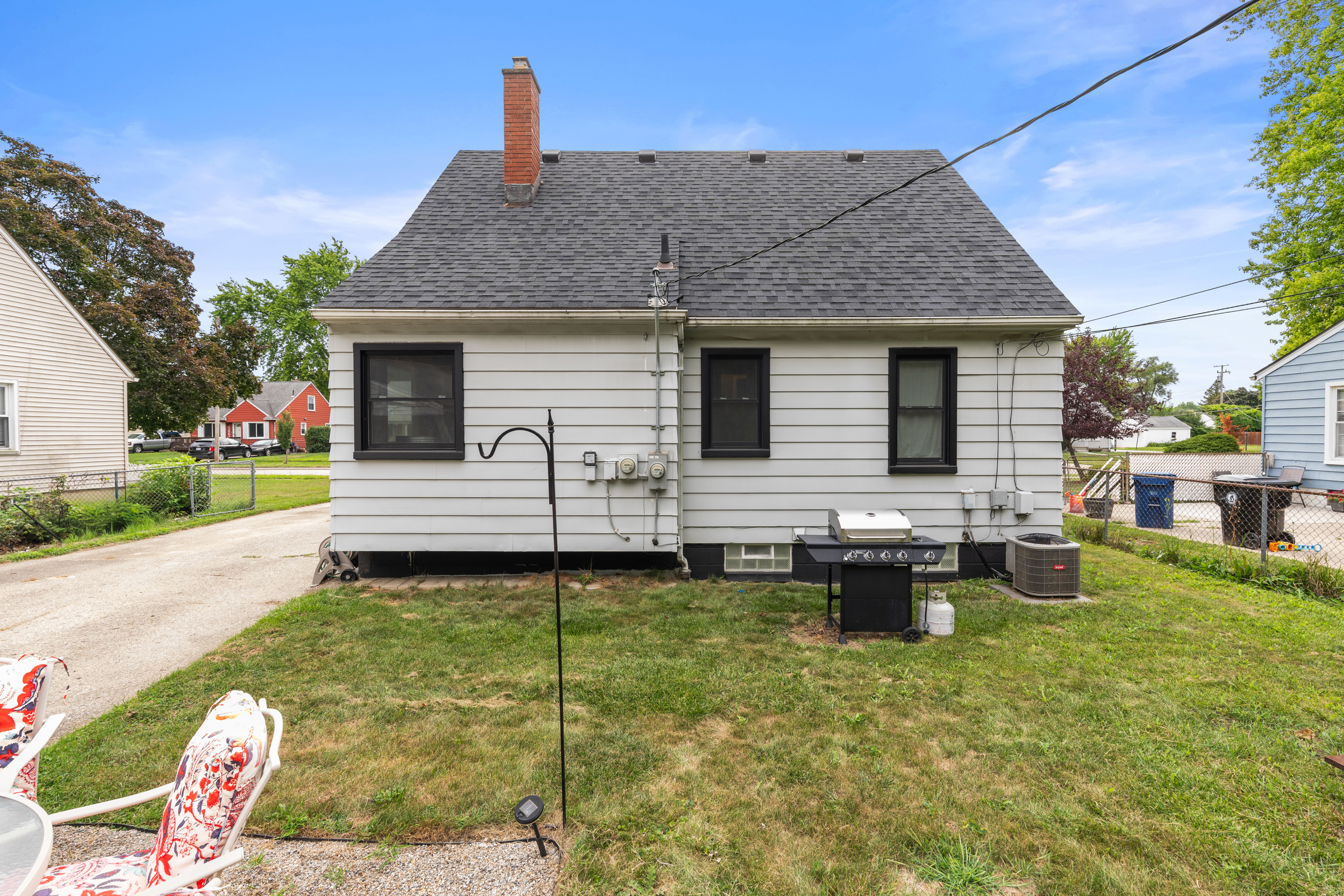 12924 norborne ave_026
