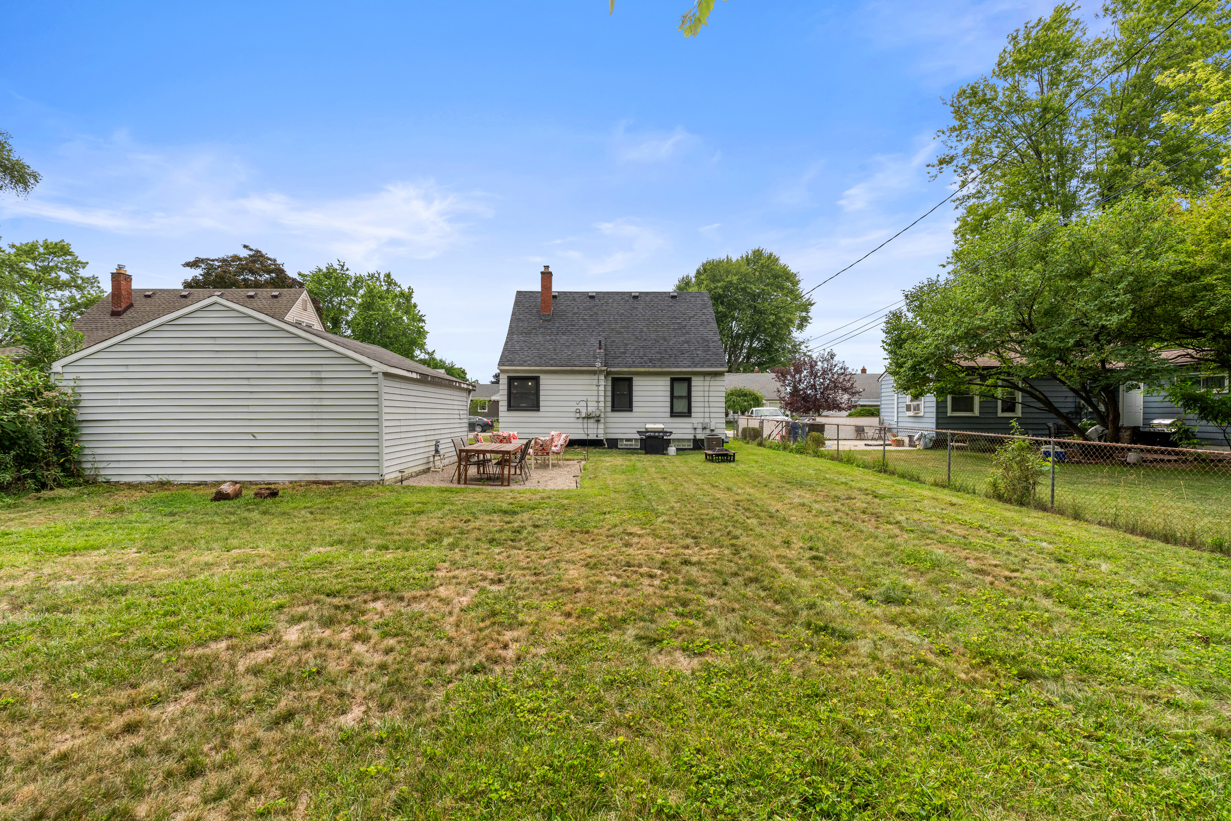 12924 norborne ave_027