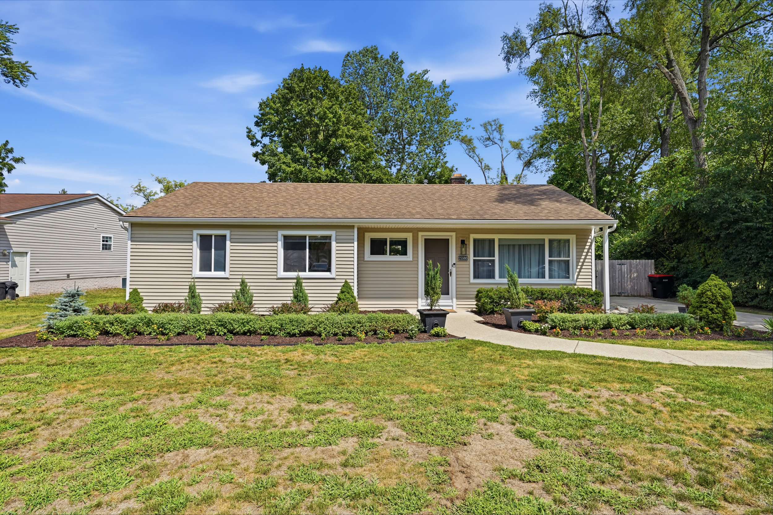 25566 dunbar st-1