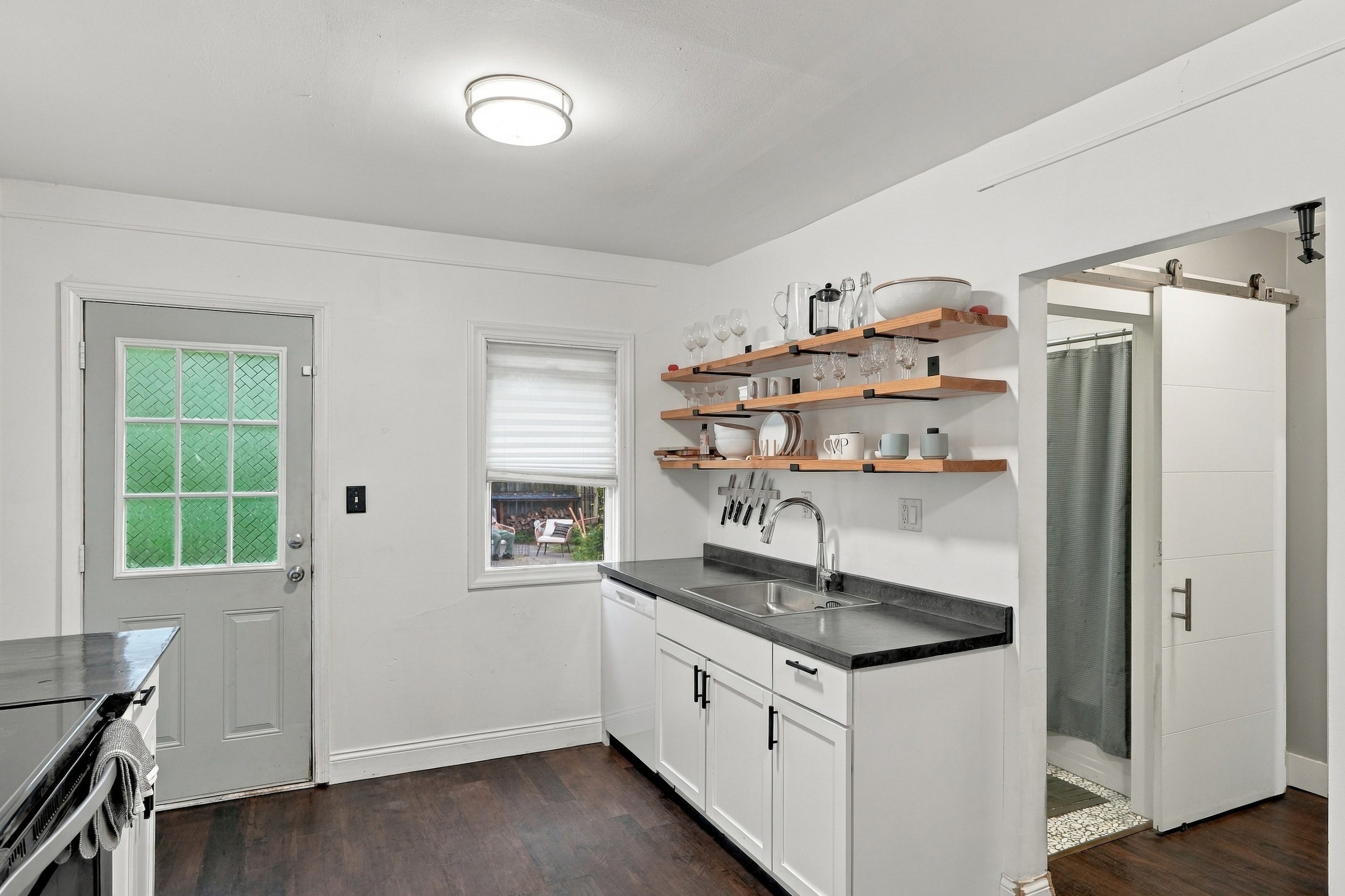 049×1493 browning st, ferndale, mi 48220