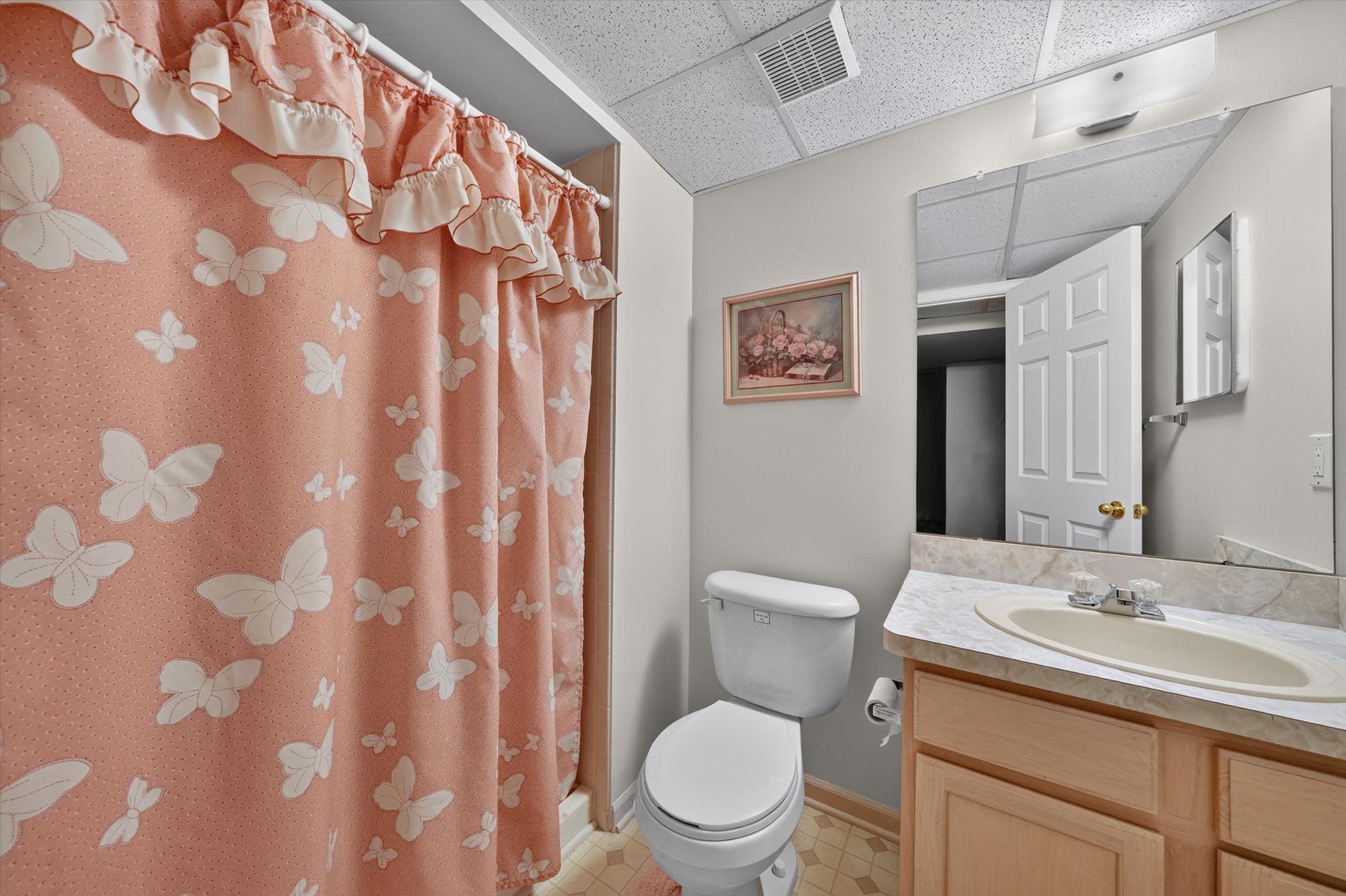 31-17607-Liberty-Ln-WindowStill-Photography