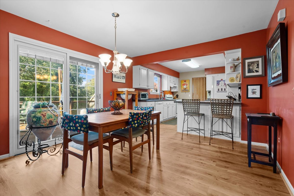 11-2607 Ardmore Ave-11
