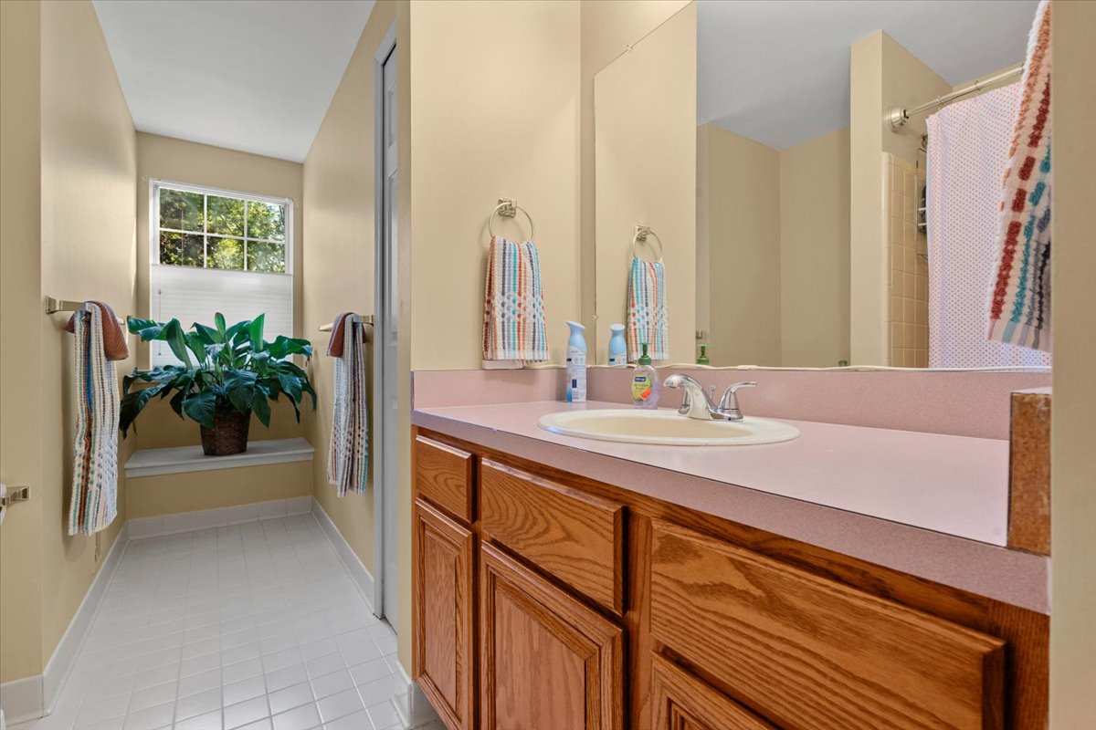 19-2607 Ardmore Ave-19