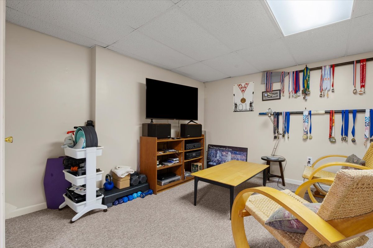 27-2607 Ardmore Ave-27