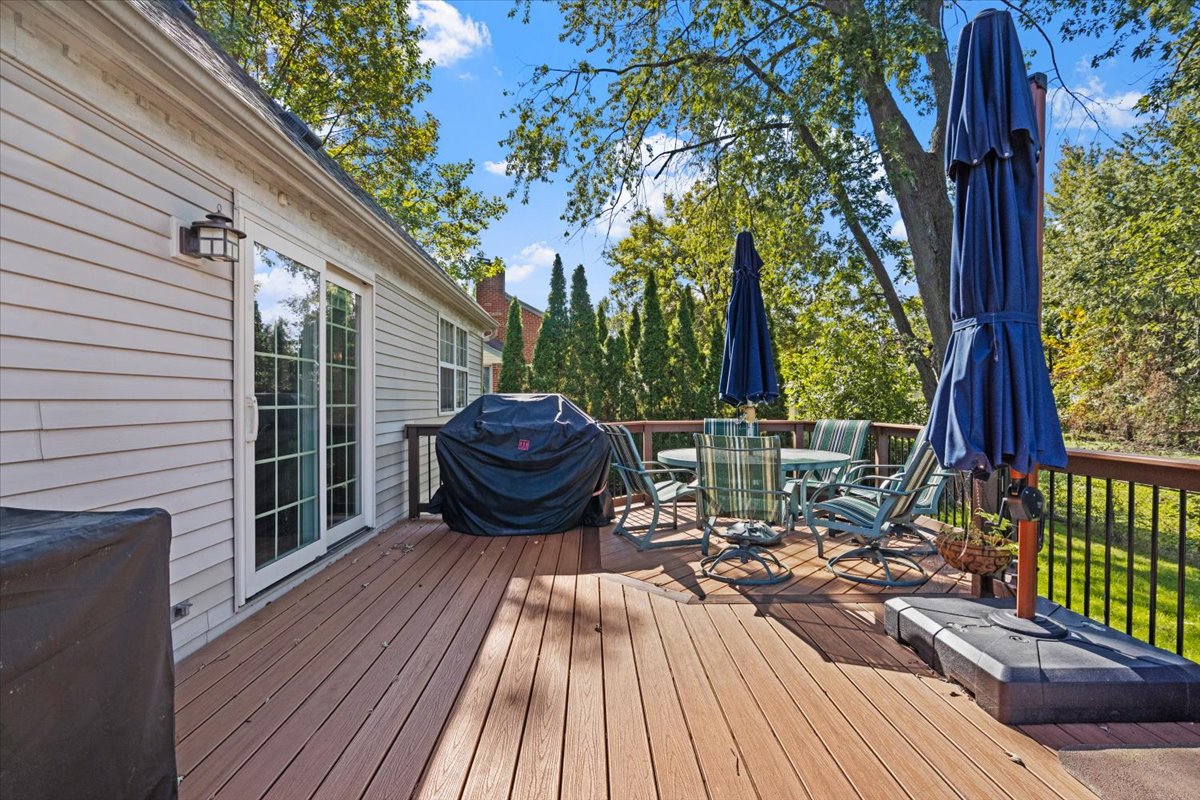 30-2607 Ardmore Ave-30